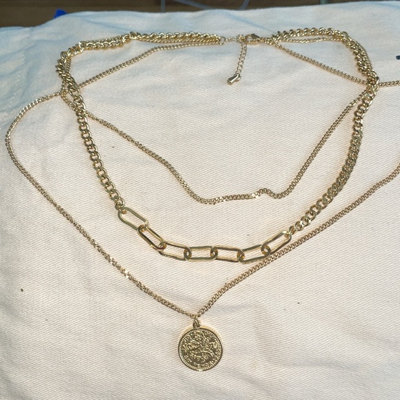 18K Gold Plated Necklace - Picture 3 of 4